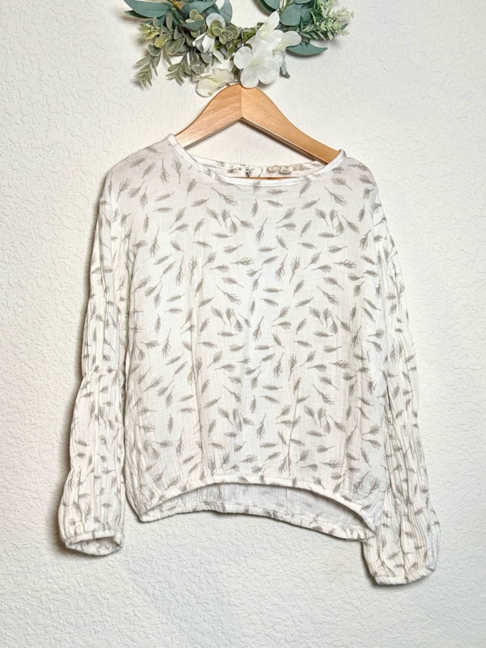 Jessica Simpson • Ivory Cotton Gauze Olive Leaf Boho Cottagecore Neutral Top
